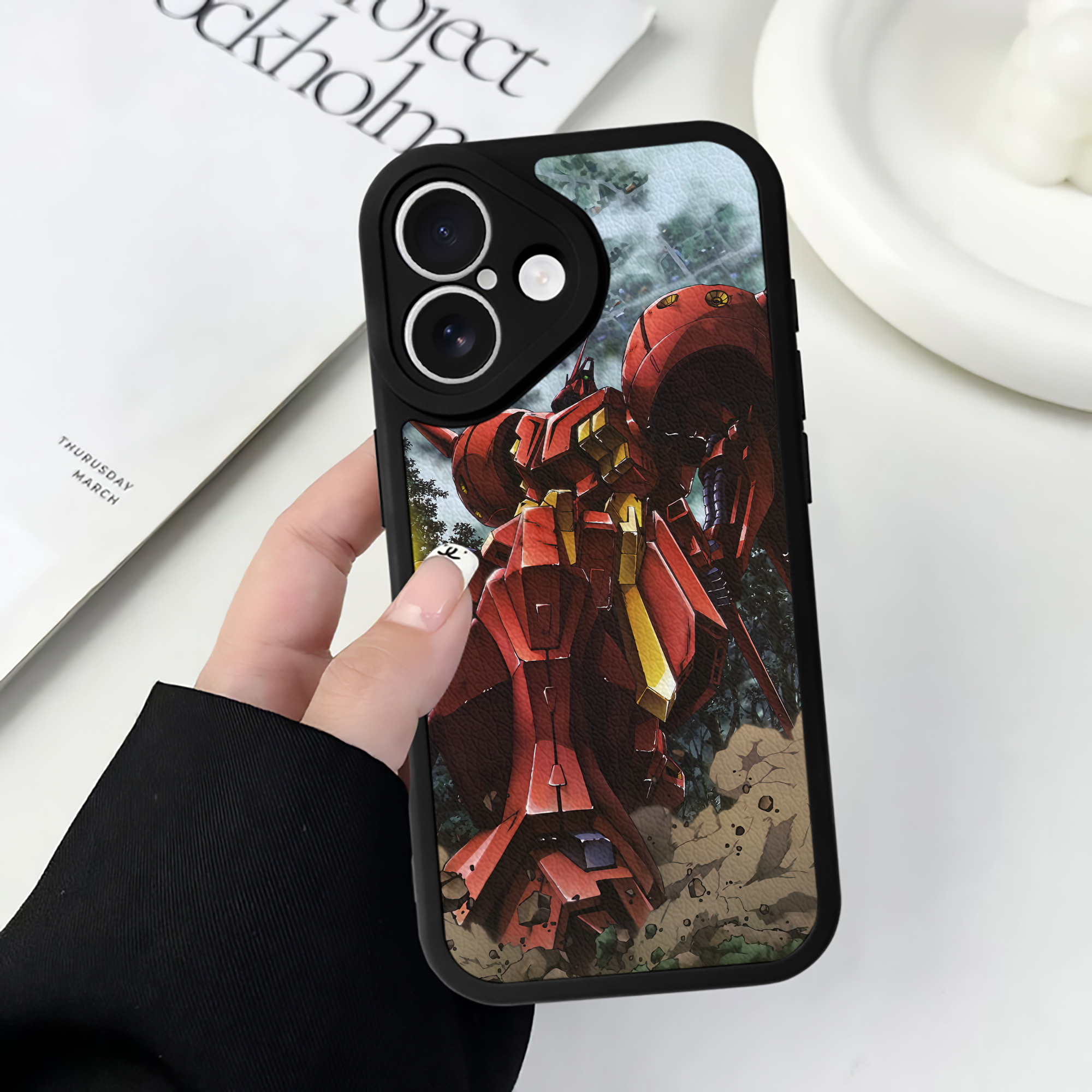 （画像用） 機動戦士ガンダム Mobile Suit Gundam 【iPhone 16シリーズ対応】シリコンスマホケース（レザー調） 材質：シリコン